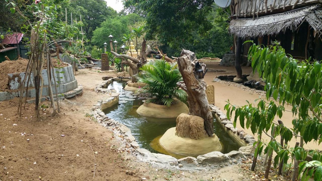 Humbhaha Jungle Yala Nature Eco Resort Kataragama Eksteriør bilde